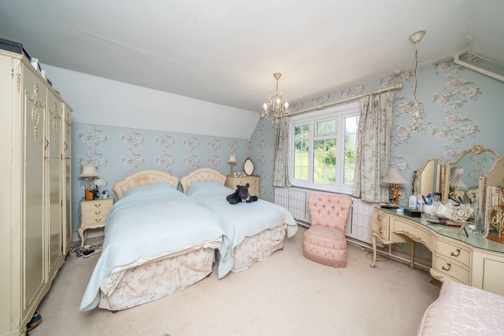 Bedroom- click for photo gallery